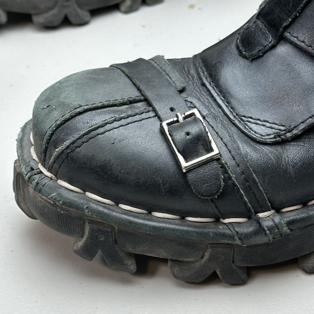 Used  Black Leather Skull & Bones Goth Biker Boots 1809-255 Size 7.5/Men's 9/WM - Picture 9 of 16
